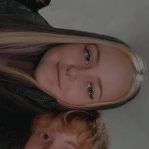 Meet your Posher, Ebonie